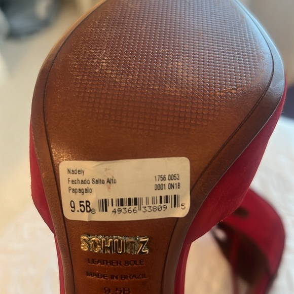 Shultz Red Suede Pumps, size 9.5B - Picture 9 of 9